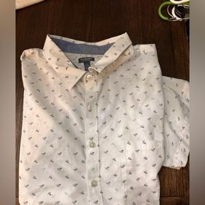 Van Heusen casual button down shirt